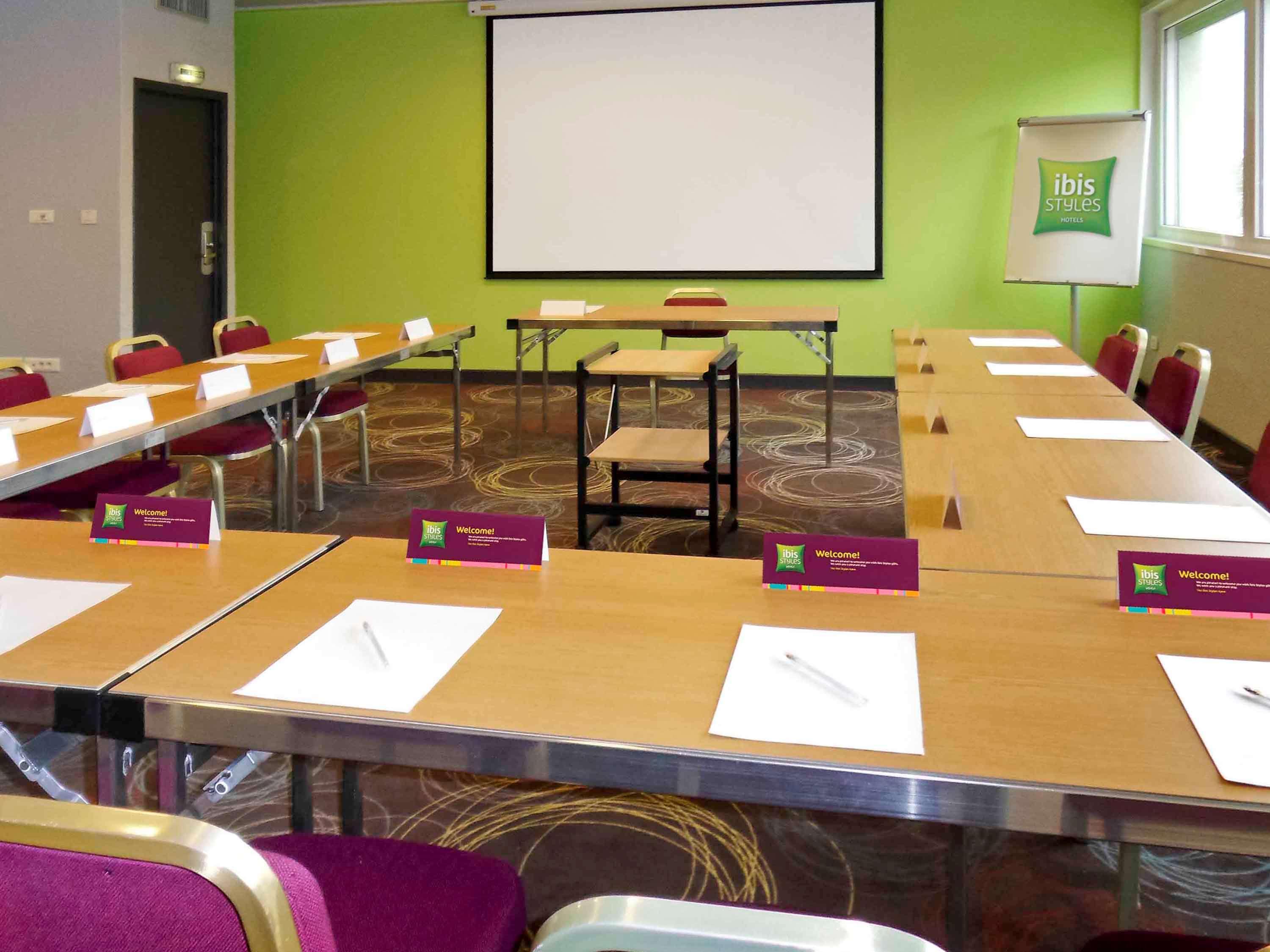Готель Ibis Styles Lyon Sud Vienne Шасс-сюр-Рон Екстер'єр фото