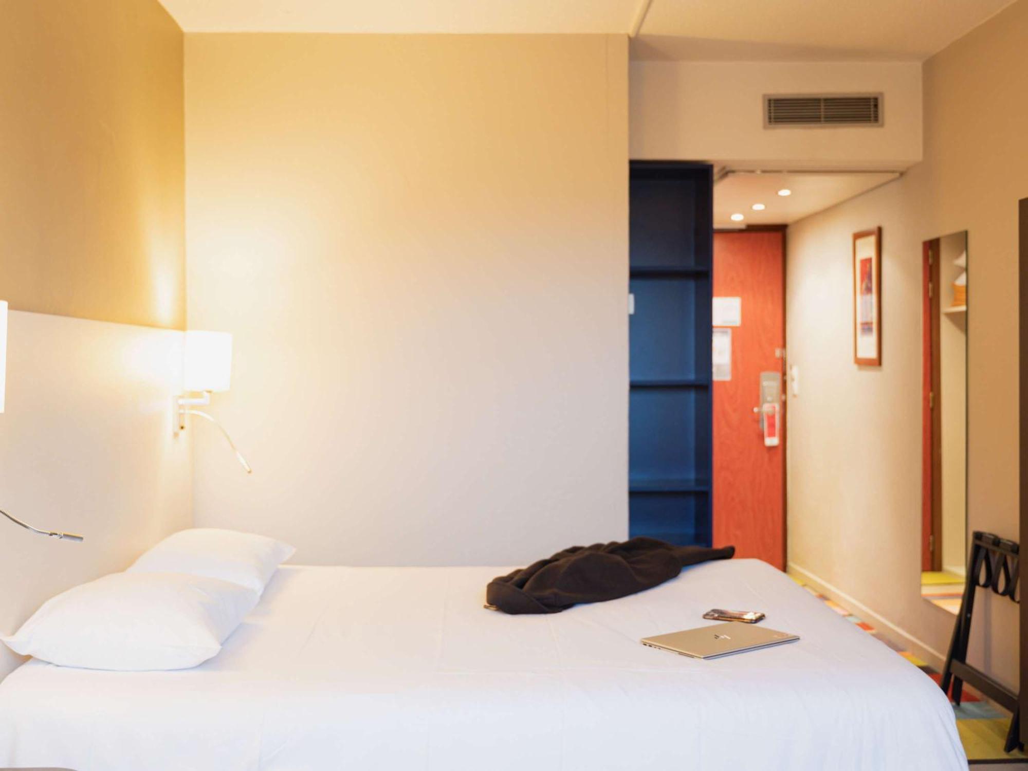 Готель Ibis Styles Lyon Sud Vienne Шасс-сюр-Рон Екстер'єр фото